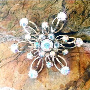 Vintage Aurora Borealis Starburst Brooch - Matte Gold Finish - 25 AB stones